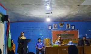 A9E4B2BE-037E-4BA4-83DF-A3943D388135